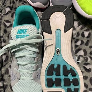 Nike running shoes. BN without tags